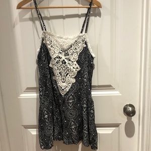 Derek Heart Women’s Romper. Size Medium.